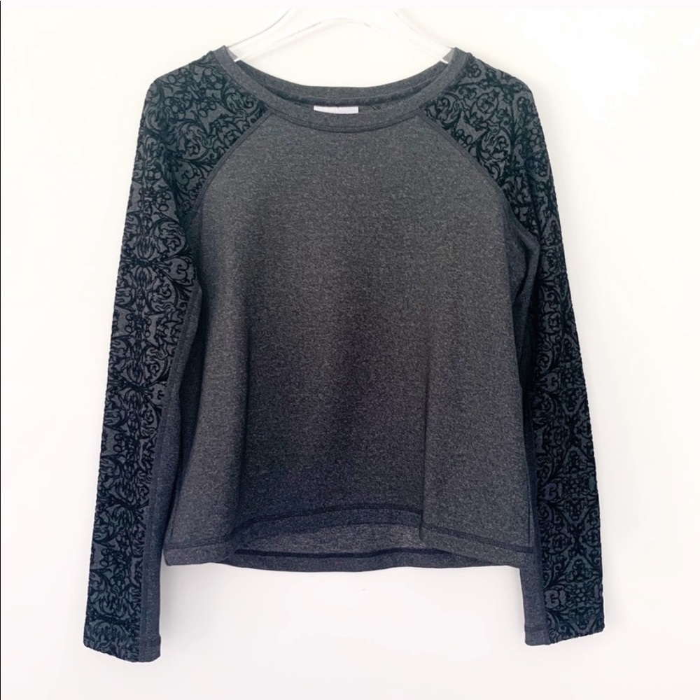 NWT CALIA by Carrie Underwood Velvet Pieced Pullover
